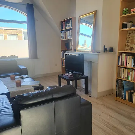 Apartment Beautiful Spacious At Location In The Hague